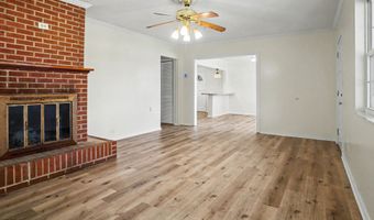 805 Bouslog St, Bay St. Louis, MS 39520