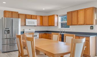 168 Grand Central Pkwy, Bayville, NJ 08721