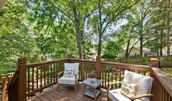 126 Asilomar Ct, Ballwin, MO 63021