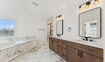 20385 MEDALIST Dr, Ashburn, VA 20147