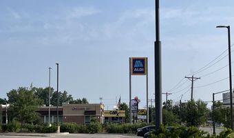 320 SE 2nd St, Ames, IA 50010