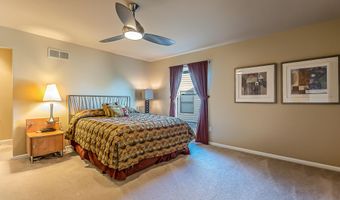 5401 Pinnacle Ct, Ann Arbor, MI 48108