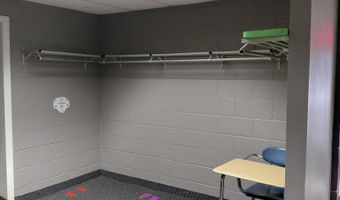 504 Pine Ave, Alma, MI 48801