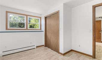 24 Seneca St, Coventry, RI 02816
