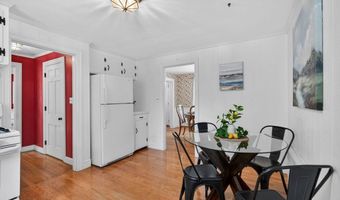 9 Stratford Rd, Andover, MA 01810