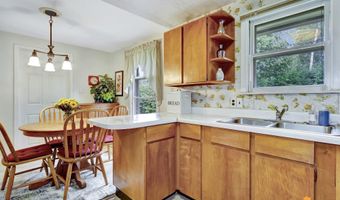 4905 Roger Dr, Anchorage, AK 99507