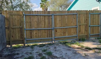 325 S Saunders St S, Aransas Pass, TX 78336