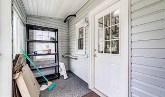 2425 FORT Dr, Alexandria, VA 22303