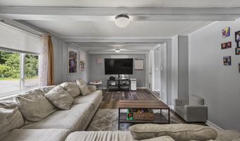 27 Albert St, Adams, MA 01220