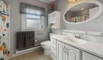 677 B New Castle Ct, Lakewood, NJ 08701