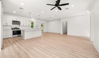 908 SNOW WHITE Dr, Alexandria, LA 71303