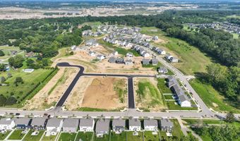 1011 Heimat Haus Dr, Grove City, OH 43123