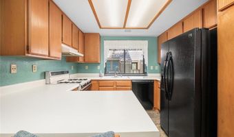 3530 W Sweetbay Ct D, Anaheim, CA 92804
