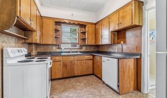 2138 Watson Ave, Alliance, OH 44601