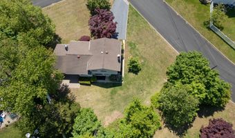 540 Sherman Ave, Belford, NJ 07718