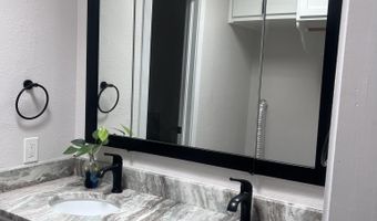 204 N La Cuesta Rd, Artesia, NM 88210