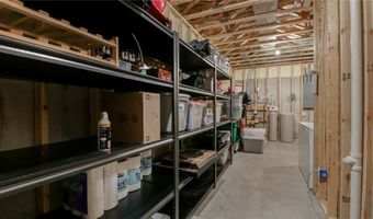 904 Timber View Dr, Altoona, WI 54720