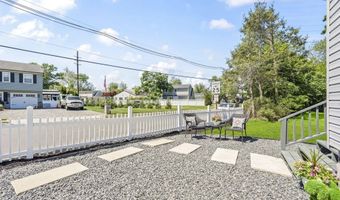 310 East Rd, Belford, NJ 07718