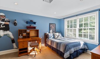 6 Pine Hill Rd, Burlington, CT 06013