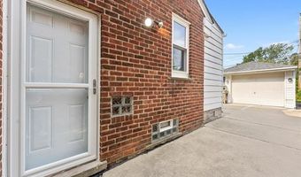 9684 Fox Ave, Allen Park, MI 48101