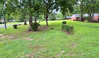 303 3rd Ave SE, Aliceville, AL 35442