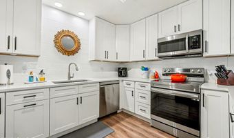 18 Ardmore Ave, Beaufort, SC 29907