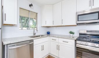 346 Carpenter Dr 20, Atlanta, GA 30328