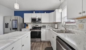 1861 Osman Dr, Avon, IN 46123