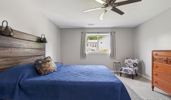 5901 Lynn Dr, Allendale, MI 49401