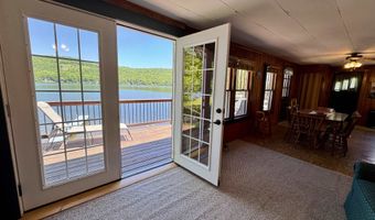 140 Lakeside Ln, Barton, VT 05839
