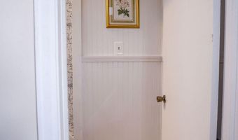 209 Whitehall Rd, Albany, NY 12209