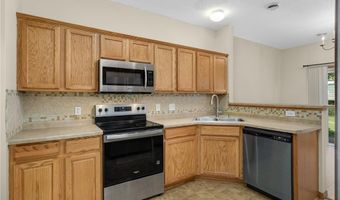 6869 Folkestone Rd 614, Apple Valley, MN 55124