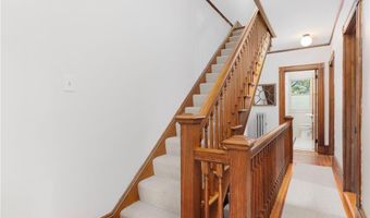 14 Greenough Pl B, Newport, RI 02840