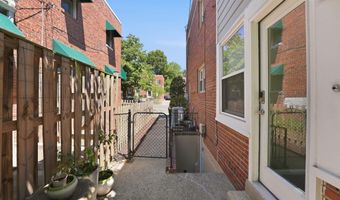 510 26TH Rd S, Arlington, VA 22202