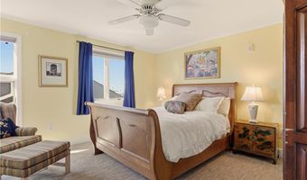 216 Goddard Row, Newport, RI 02840