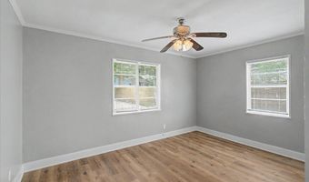 1775 Vaughn St, Biloxi, MS 39531