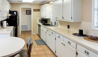 1600 Fairdale St, Alice, TX 78332