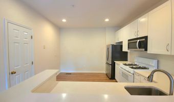 5310 BIRDS VIEW Ln 6, Alexandria, VA 22312