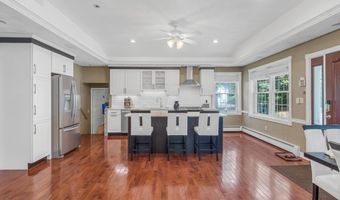 33 Russet Rd, Billerica, MA 01821