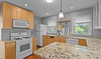217 Bay View Ave, Cranston, RI 02905