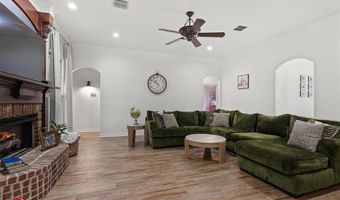 4101 Periwinkle Ln, Benton, LA 71006