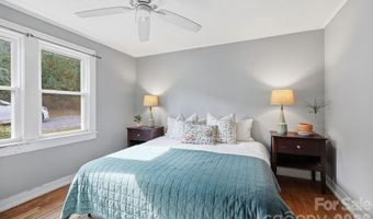 21 Clemmons St, Asheville, NC 28801