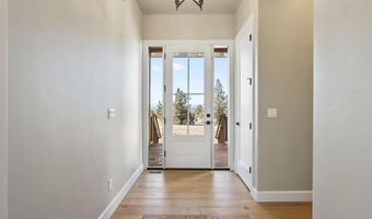 65299 85th St, Bend, OR 97703