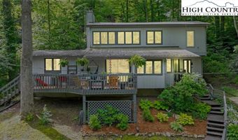 424 Clubhouse Dr, Banner Elk, NC 28604