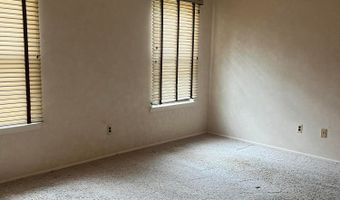 226 Perth Hill Ct, Aberdeen, NJ 07747