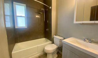 418 Crestwood Ave 2, Akron, OH 44302