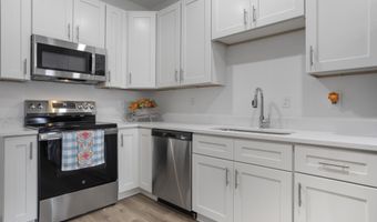 8701 Old Spanish Trl 104, Ocean Springs, MS 39564