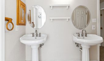 217 Sky Vw, Adkins, TX 78101