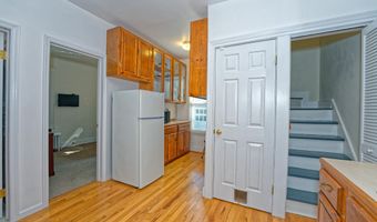 22 Lawnridge Ave, Albany, NY 12208