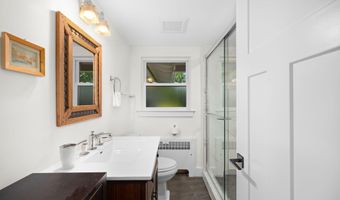 6022 26TH St N, Arlington, VA 22207